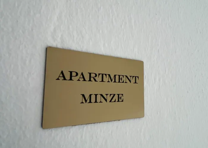 Apartments-badharzburg / Im Zentrum Appartamento